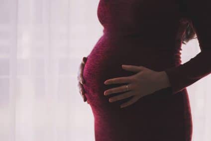 As empresas podem e devem apoiar as mulheres durante a maternidade.