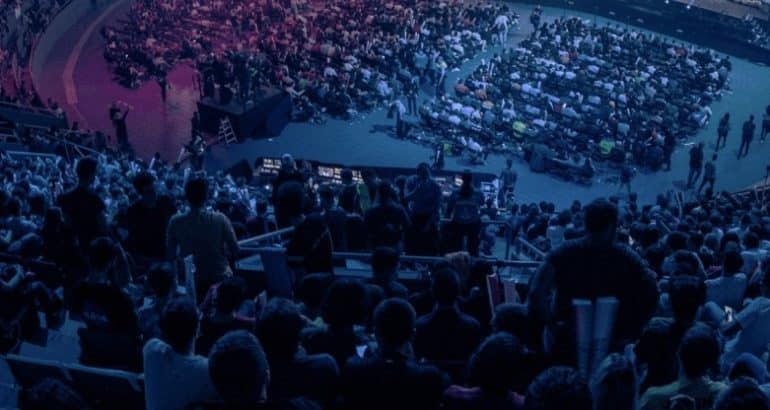 Arena de esports em imagem oficial do LoL Esports para o CBLOL 2026