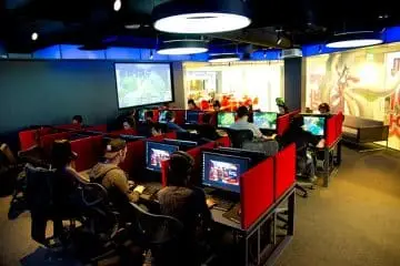 Riot reestrutura empresa e coloca eSports no mesmo patamar de jogos e entretenimento